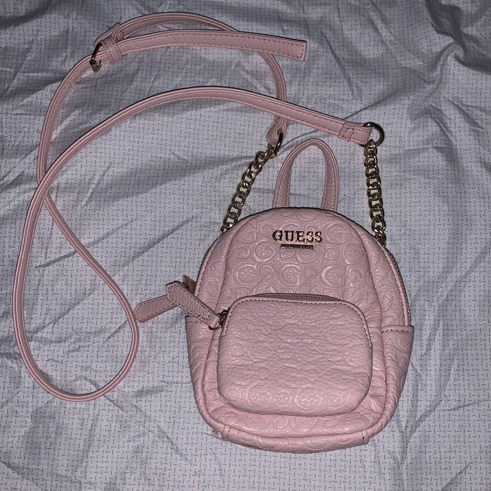 GUESS mini crossbody bag💓
